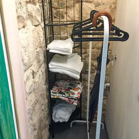 Apartment Cool Cave